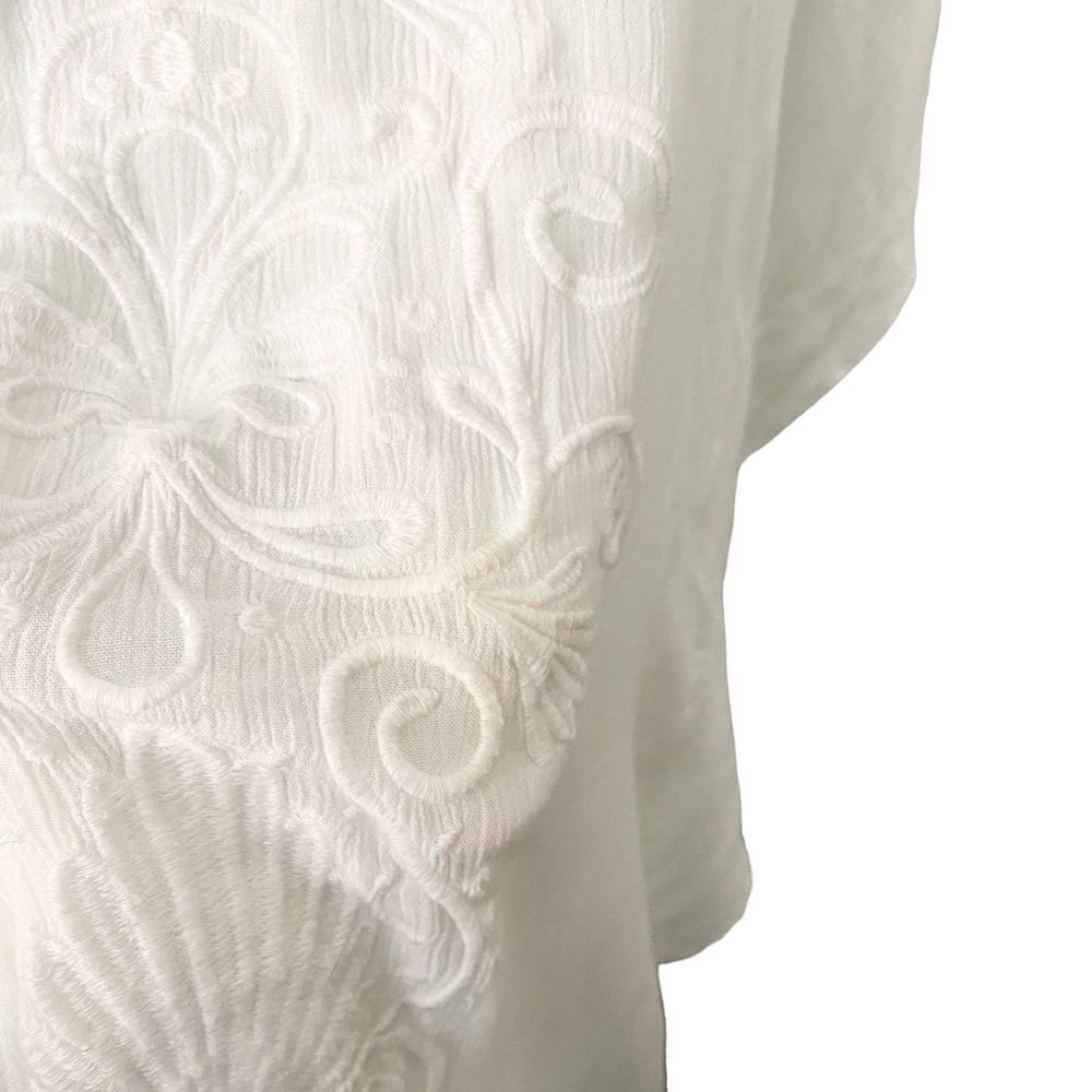 Lilly Pulitzer Mella Maxi Coverup In Resort White in Size S/M - Picture 10 of 11